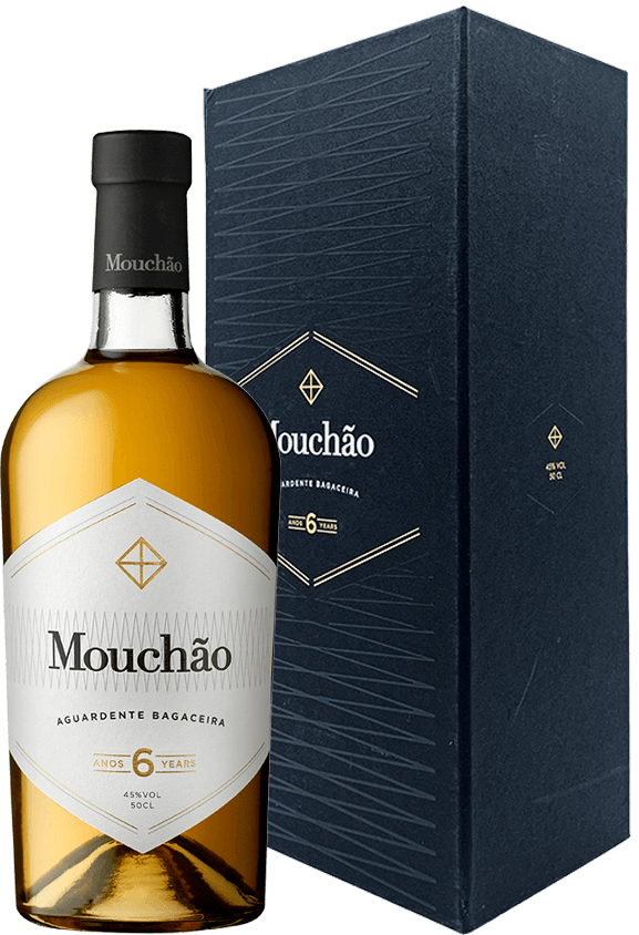 Aguardente Bagaceira Mouchão 6 Años